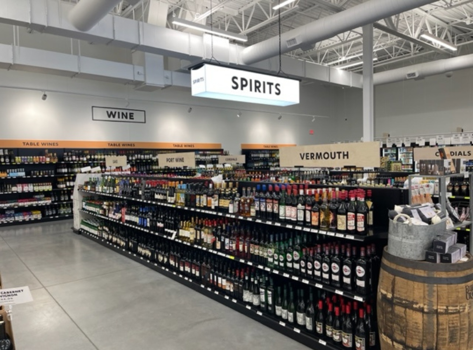 White Horse Wine and Spirits (1)